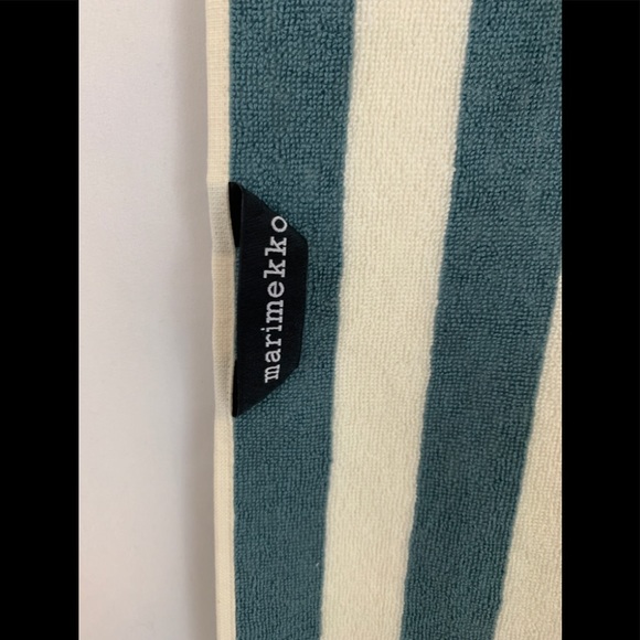 Marimekko Blue Gray/Off White Stripe Nimikko Bath Towel - Picture 6 of 8